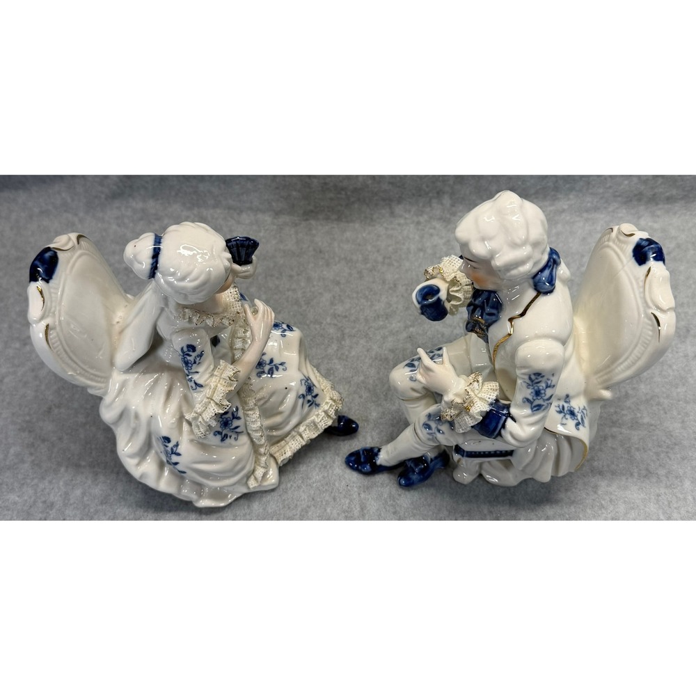 Vintage Blue and White Porcelain Victorian Couple Figurines Gold Gilt Set of 2 - Picture 7 of 16